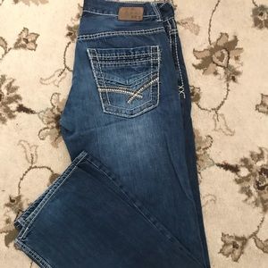 Buckle jeans